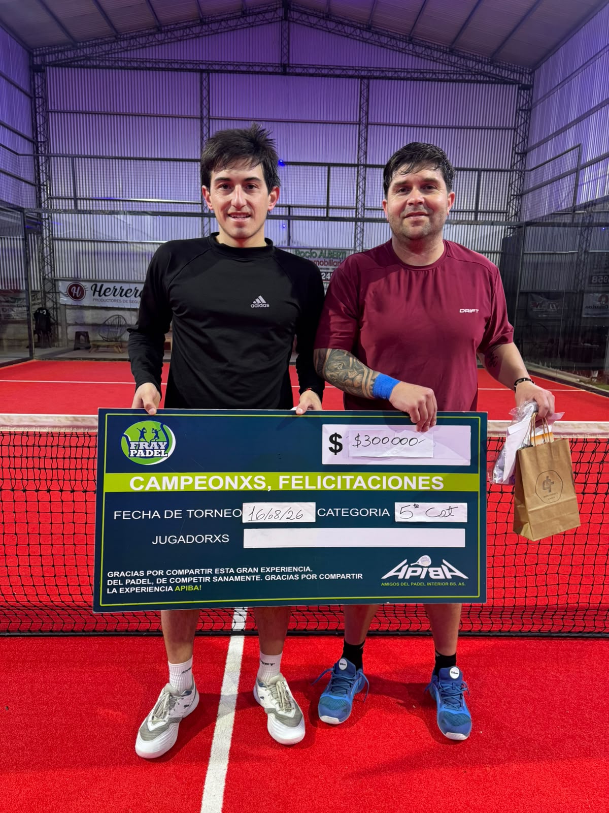 Tres Lomas se Rinde al Padel: Argañín y Cabrera Conquistan una Final Épica